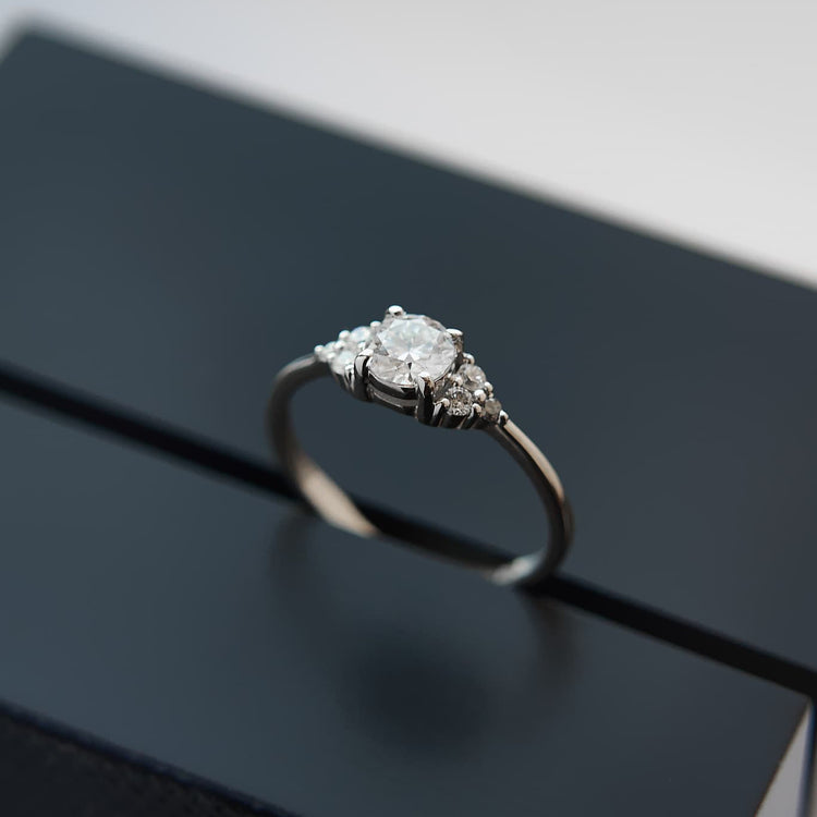 Золота каблучка з діамантом Round 0,5 ct