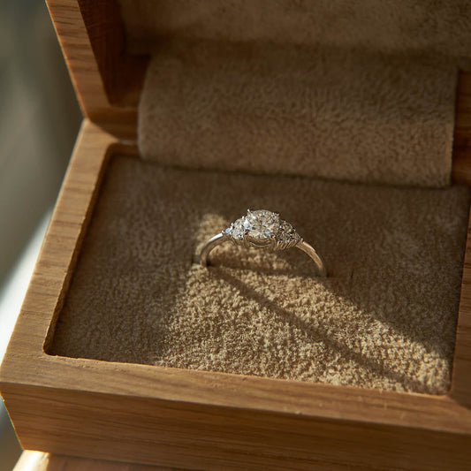 Золота каблучка з діамантом Round 0,5 ct