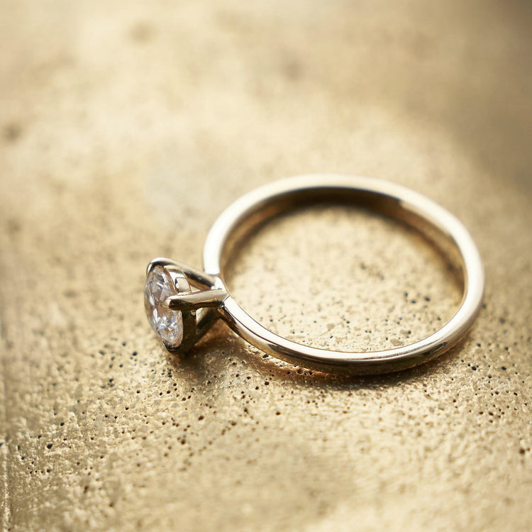 Каблучка з діамантом Round 0,5 ct