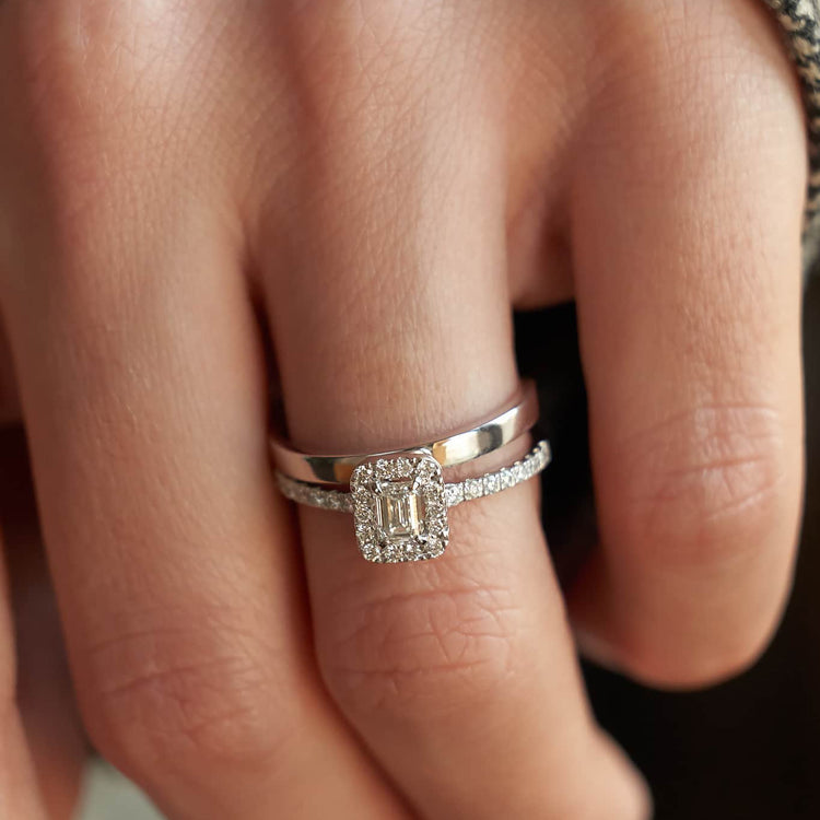 Каблучка з діамантом Emerald 0,3 ct