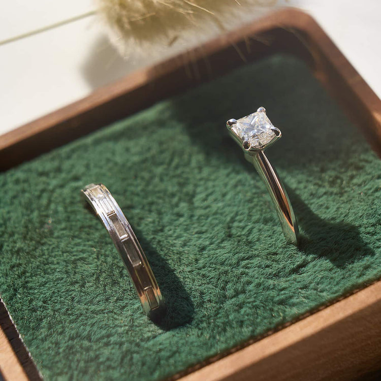 Каблучка з діамантом Princess 0,3 ct