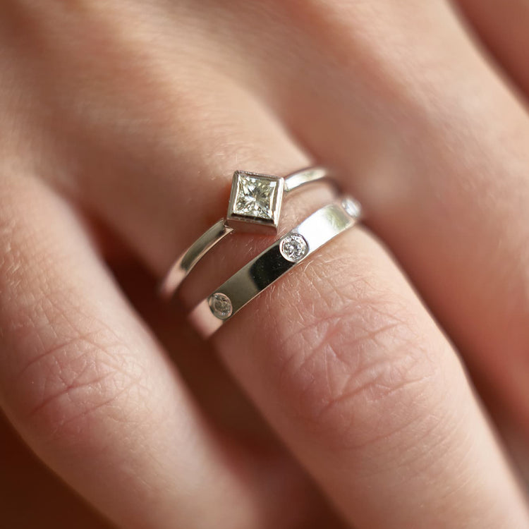 Каблучка з діамантом Princess 0,2 ct