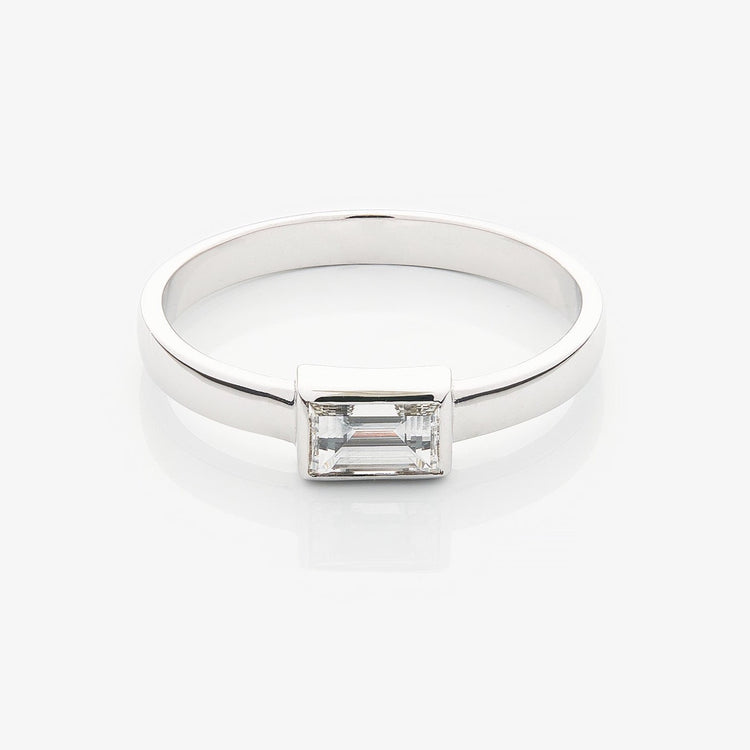 Золота каблучка з діамантом Baguette 0,5 ct