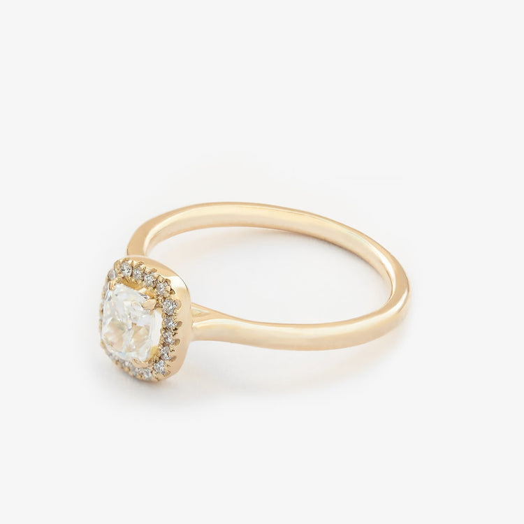 Каблучка з діамантом Cushion 0,5 ct