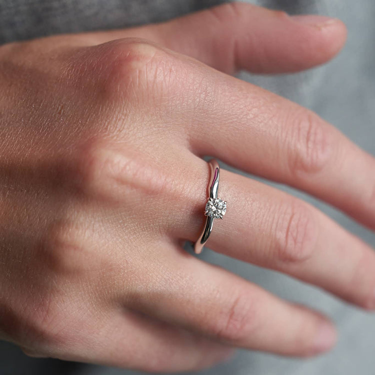Каблучка з діамантом Round 0,3 ct