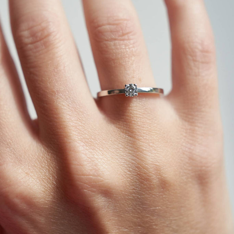 Каблучка з діамантом Round 0,2 ct