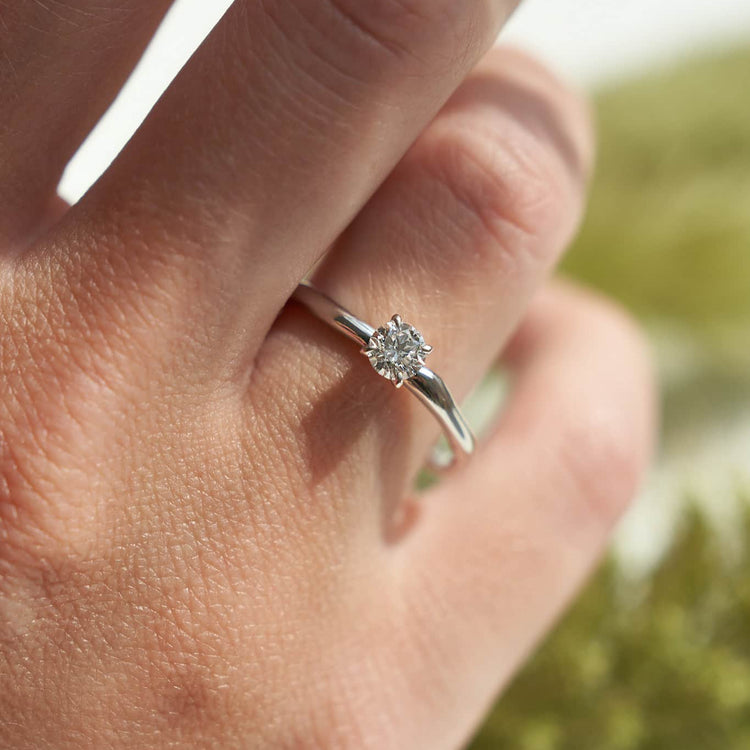Каблучка з діамантом Round 0,3 ct