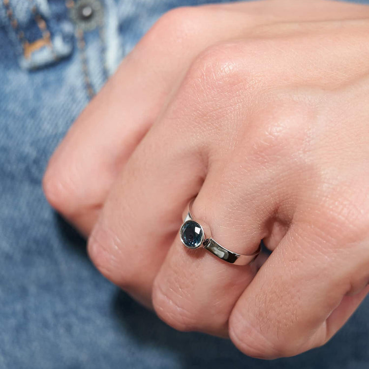 Каблучка з сапфіром Round 0,6 ct