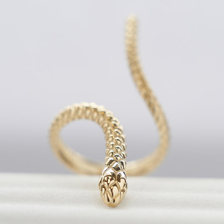 Золота каблучка Snake