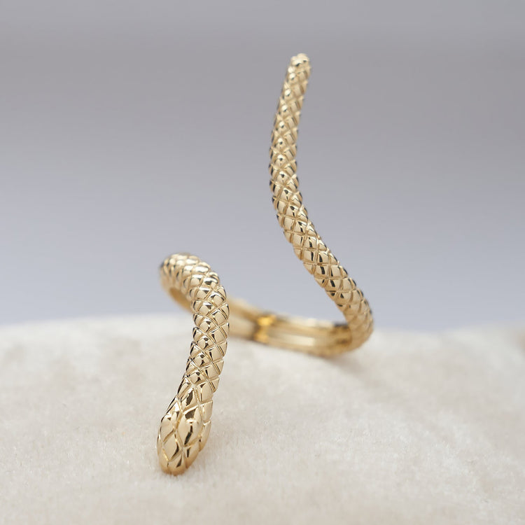 Золота каблучка Snake