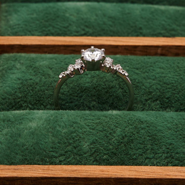 Каблучка з діамантом Round 0,3 ct