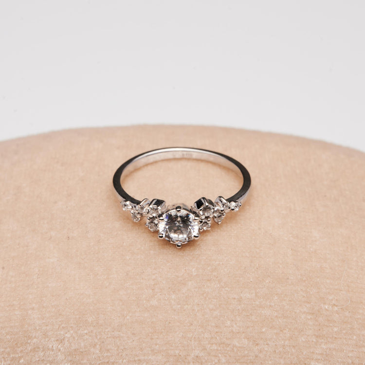 Каблучка з діамантом Round 0,3 ct