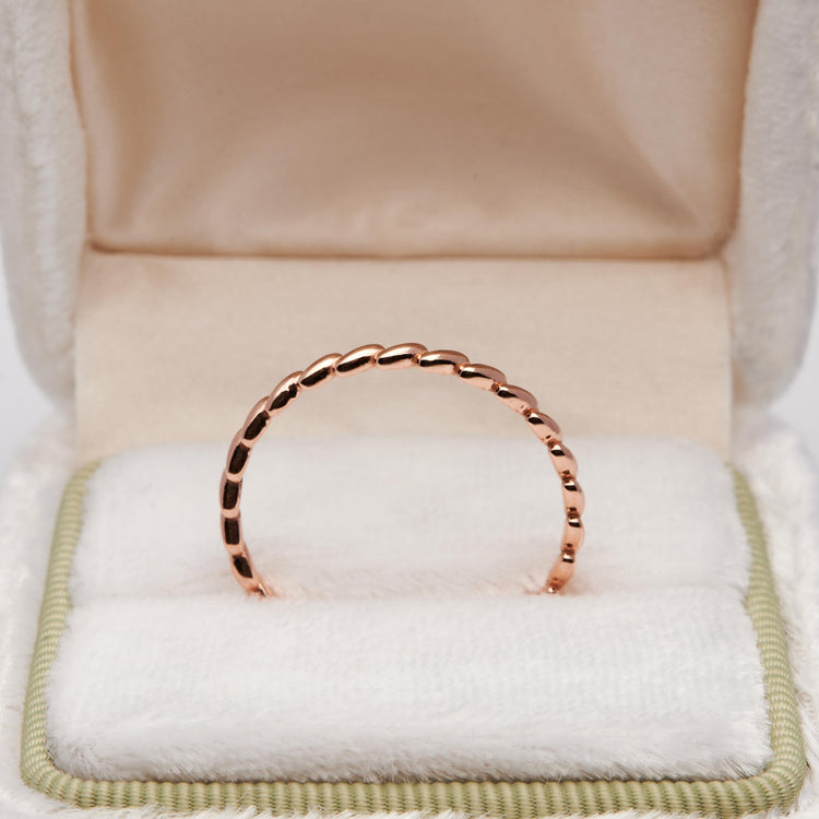 Золота каблучка Косичка