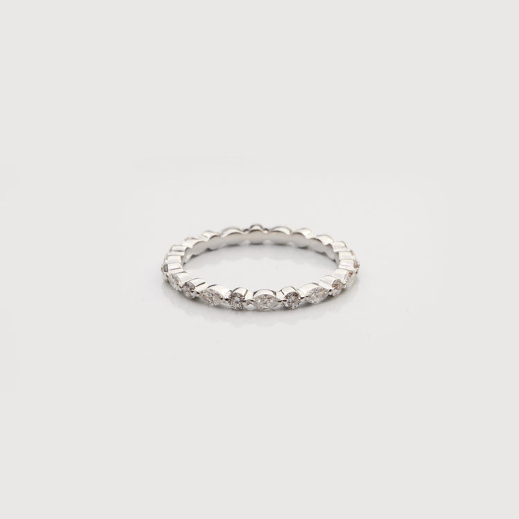 Золота каблучка з діамантами Round & Marquise