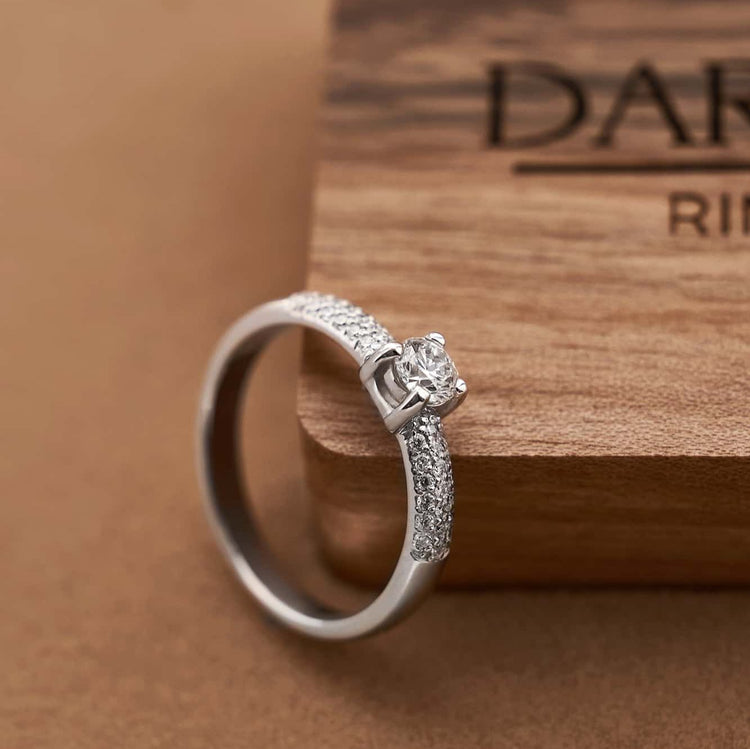 Каблучка з діамантом Round 0,3 ct