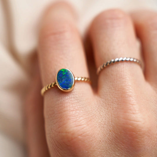 Золота каблучка Косичка