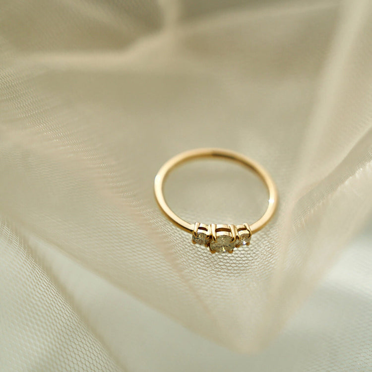 Каблучка з діамантом Round 0,2 ct