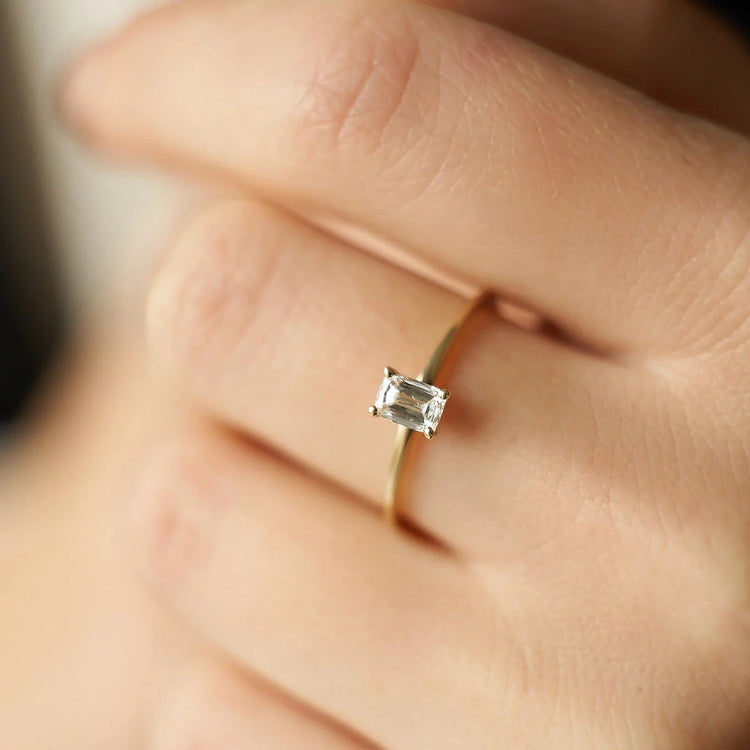 Каблучка з діамантом Emerald 0,3 ct