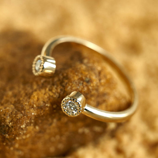 Золота каблучка Open з діамантами