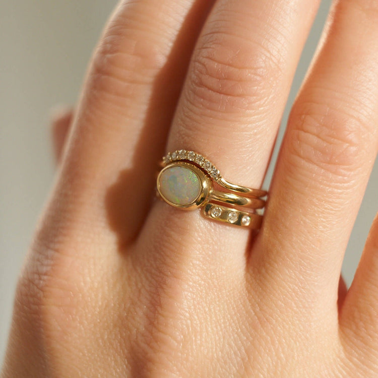 опал в кольце каблучка золота з натуральним опалом жовте золото комплект каблучок на подарунок з діамантами овальний купити лимонне