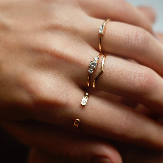 Набір золотих каблучок