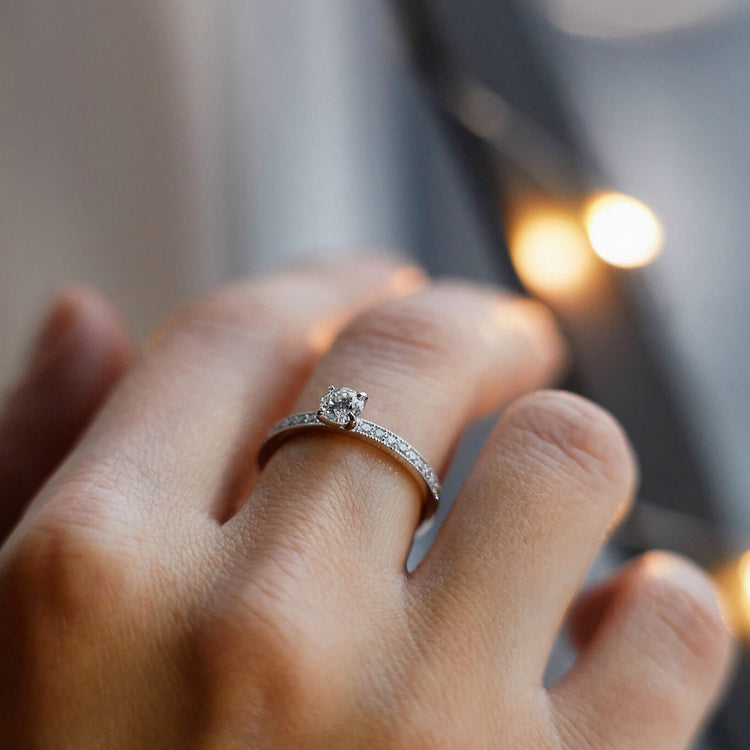 Каблучка з діамантом Round 0,5 ct