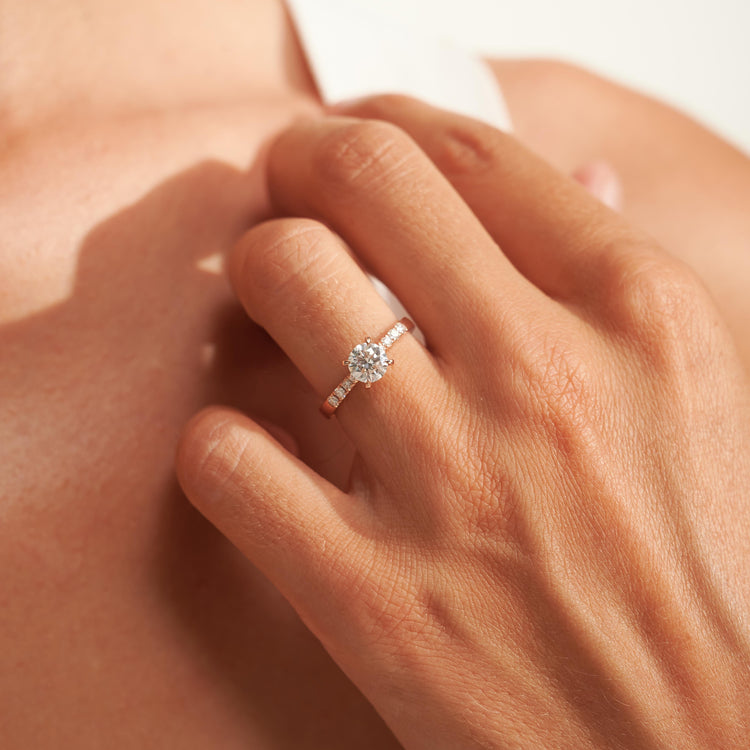 Каблучка з діамантом Round 0,7 ct